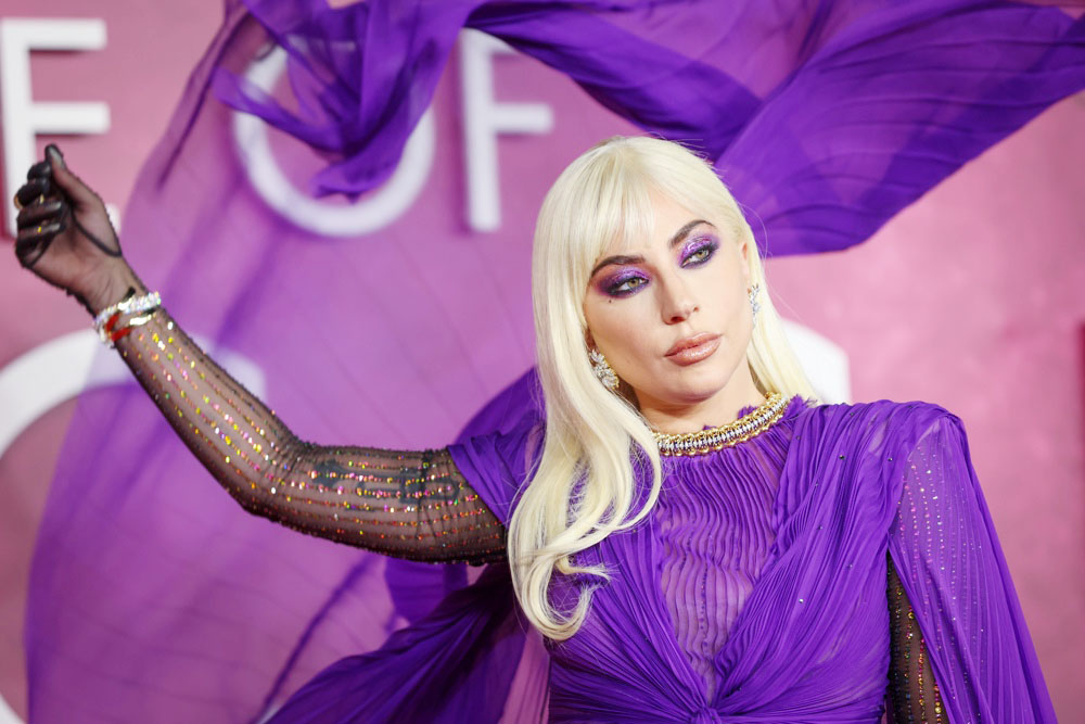 Lady Gaga presenta en París al empresario Michael Polansky como su prometido