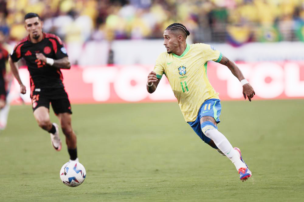 Raphinha: “Quien quiere ser campeón, no puede escoger adversario”