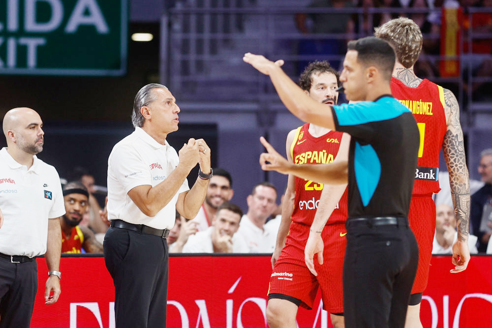 Scariolo: Hay que ser listos para contener a Antetokoumpo sin dejar libertad al resto