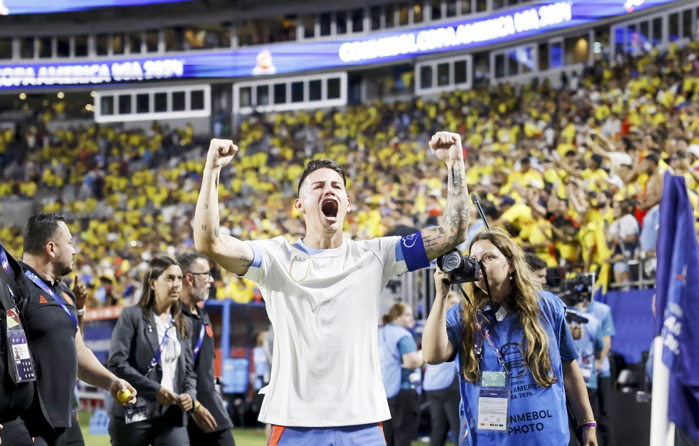 Shakira, Petro, Carlos Vives y toda Colombia celebran paso a la final de la Copa América