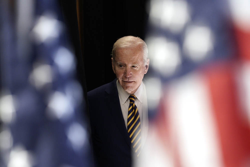 Biden anuncia que reanudará sus actos de campaña la semana próxima