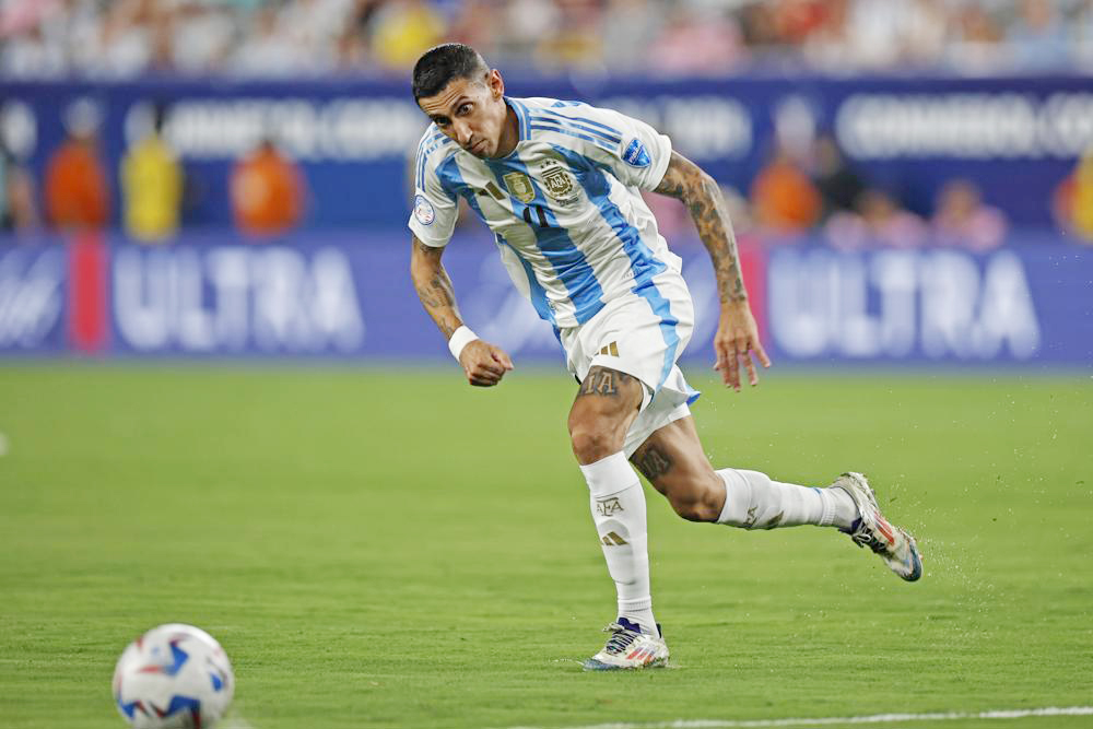 La Conmebol homenajea a Di María: ¡Gracias de corazón Fideo!