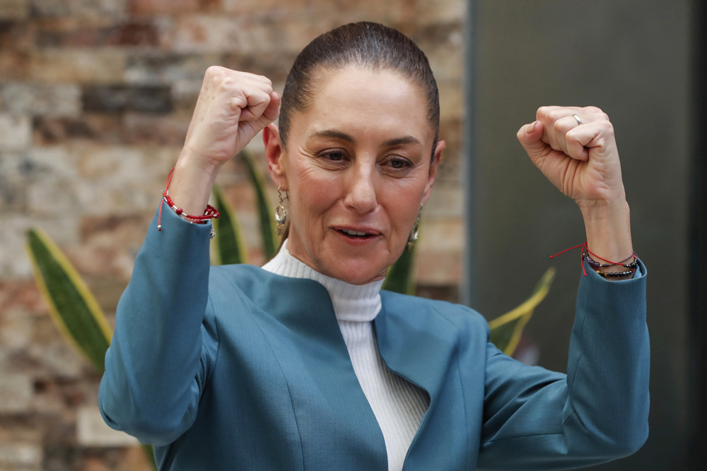 Sheinbaum celebra candidatura de Kamala Harris, pero mantiene neutralidad