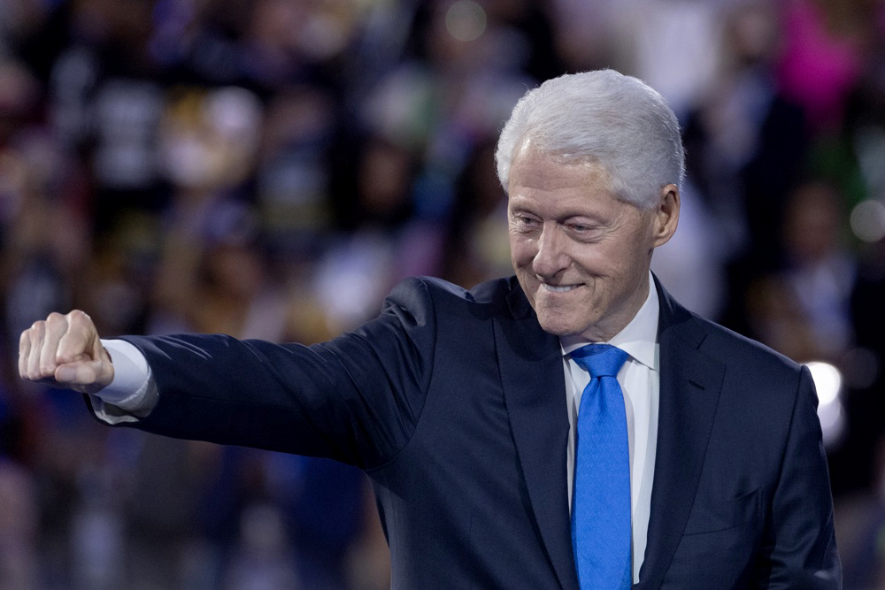 Bill Clinton bromea sobre McDonald’s en un cautivador discurso en la Convención Demócrata