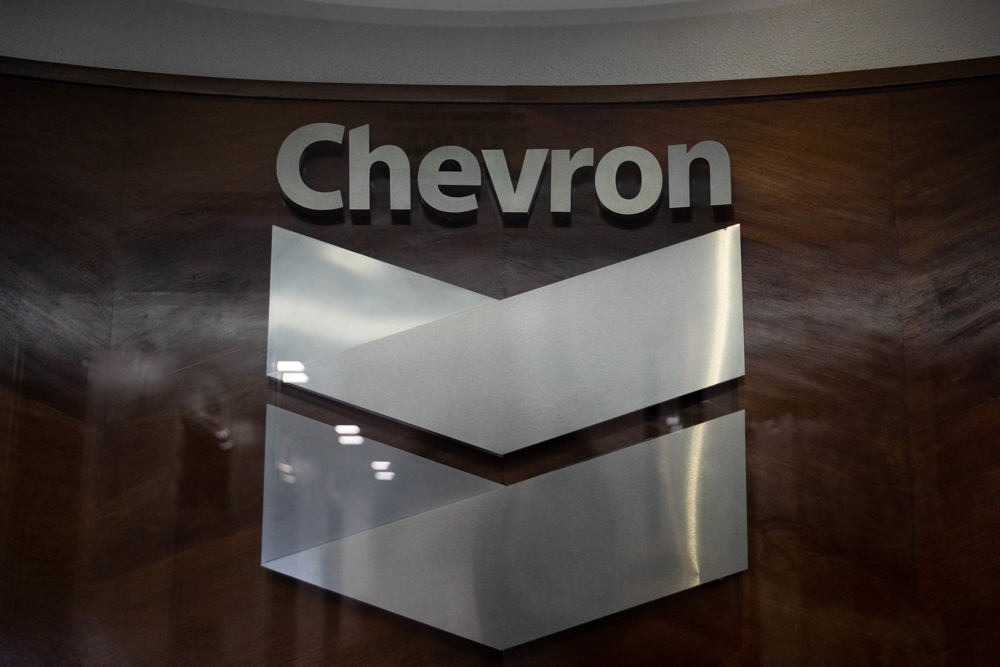Chevron se traslada a Texas y se suma a una ola de negocios que se mudan al estado