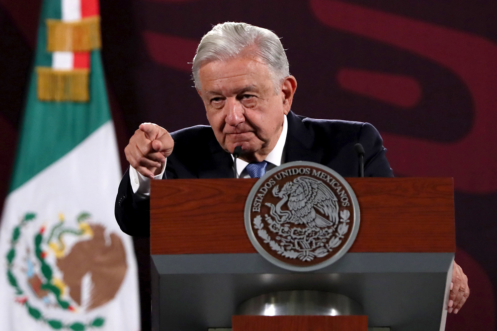 López Obrador “pausa” su relación con embajadas de E. U. y Canadá por la reforma judicial