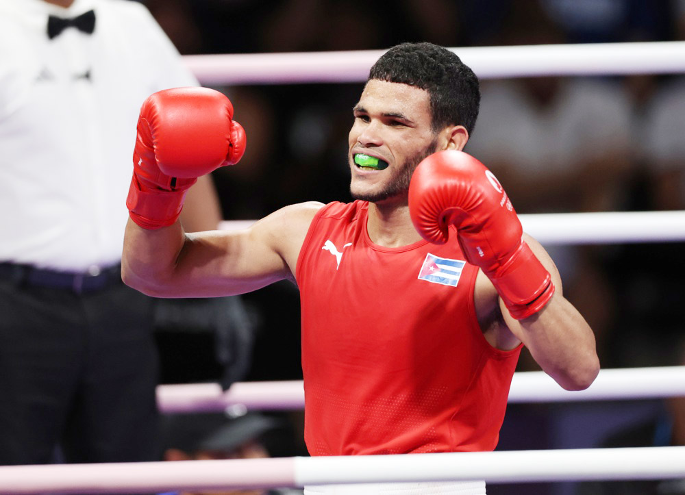 El boxeador cubano Erislandy Álvarez va a la final en los -63,5 kilos ante Sofiane Oumiha