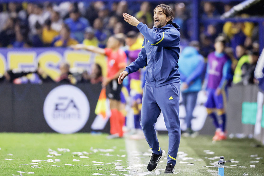 Boca derrota a San Lorenzo y Huracán se mantiene como único líder del fútbol en Argentina