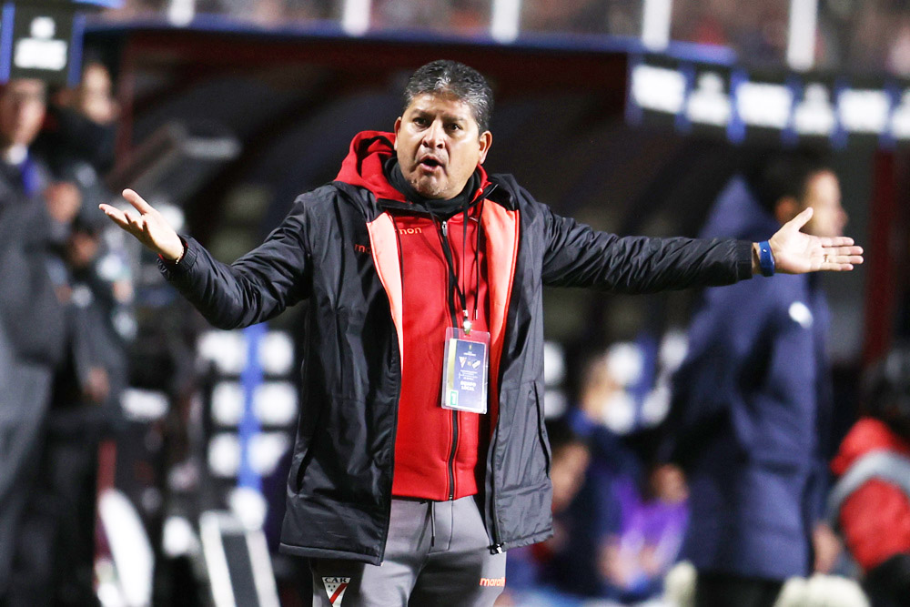 Bolivia quiere ser “más eficiente” en las eliminatorias jugando en un estadio “imbatible”