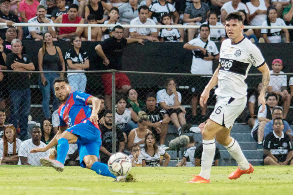 Cerro Porteño y Olimpia empatan 1-1 en nueva edición del superclásico del fútbol en Paraguay