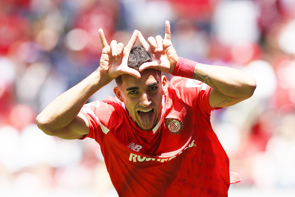 El uruguayo Federico Pereira estará seis meses fuera de las canchas