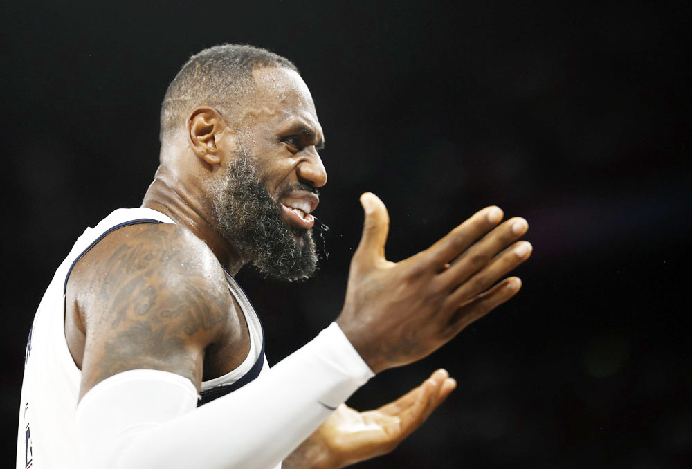 LeBron: Francia es un equipo muy competitivo y será difícil, pero nos gustan los retos