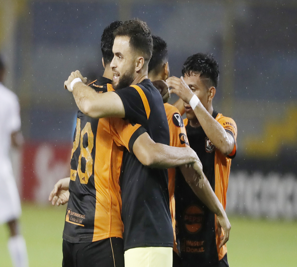 2-0. El Águila derrota al Olimpia y sueña con avanzar en la Copa Centroamericana