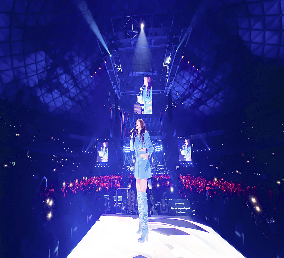 Myriam Hernández triunfa en el Movistar Arena de Chile