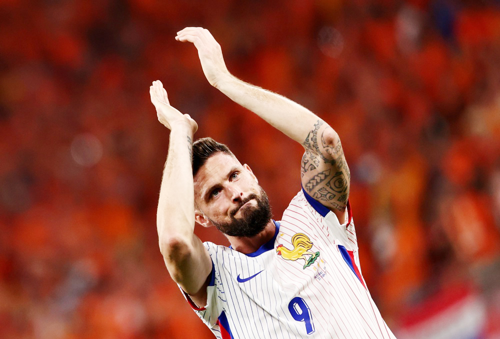 Giroud dice que Griezmann estaba “un poco celoso” de su fichaje por Los Angeles de la MLS