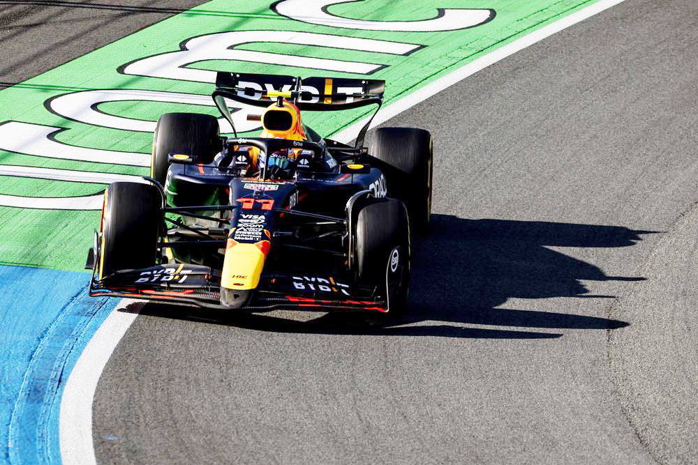 Pérez: "He degradado mucho con el duro pero ahora entendemos lo que le pasa al coche"