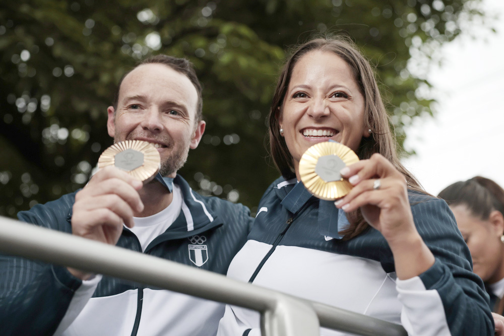 Guatemala recibe con una caravana a sus dos medallistas olímpicos de París 2024