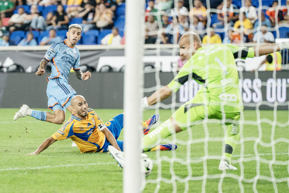El uruguayo Santiago Rodríguez le da el pase al New York City en la Leagues Cup ante Tigres