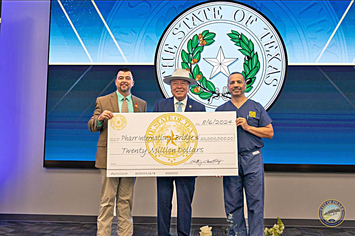 Entregan $20 millones para expansión del puente internacional de Pharr