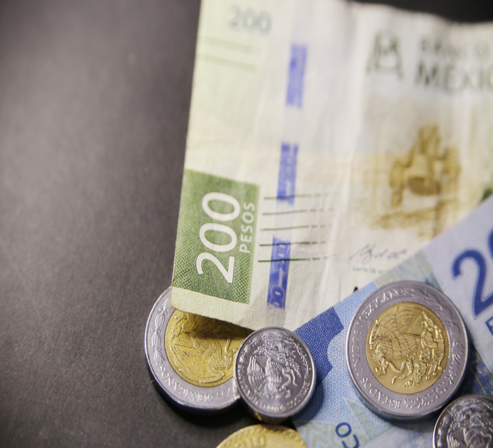 GenZ vs Millennials: cómo manejan sus finanzas ambas generaciones y sus diferencias