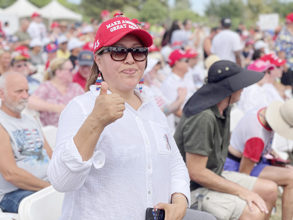 Latinos enfrentan disparidades raciales en participación y conteo de votos, dice estudio