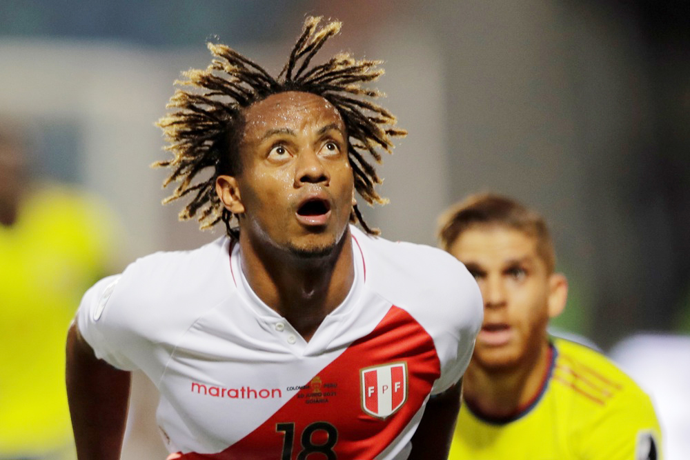 El peruano André Carrillo, nuevo jugador del Corinthians