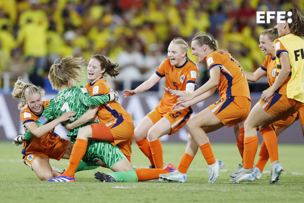 Femke Liefting se crece en los penaltis y Países Bajos elimina a Colombia