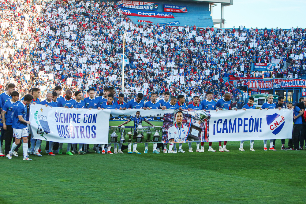 1-0. Nacional gana al Liverpool y el Gran Parque Central recuerda a Juan Manuel Izquierdo