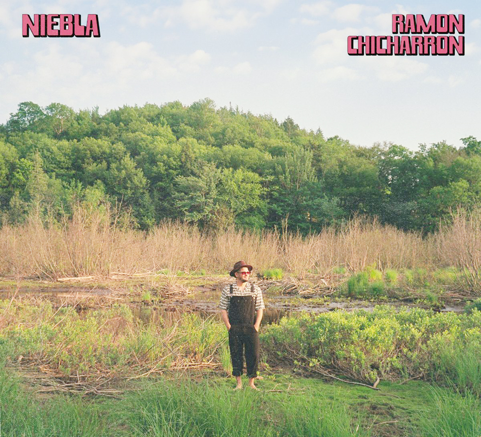 RAMÓN CHICHARRÓN explora las múltiples facetas del amor con su nuevo disco “Niebla”