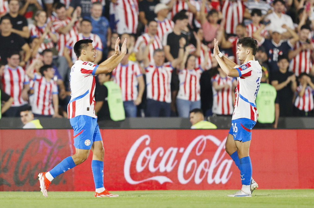 1-0. La ‘garra guaraní’ vuelve y hace víctima a Brasil