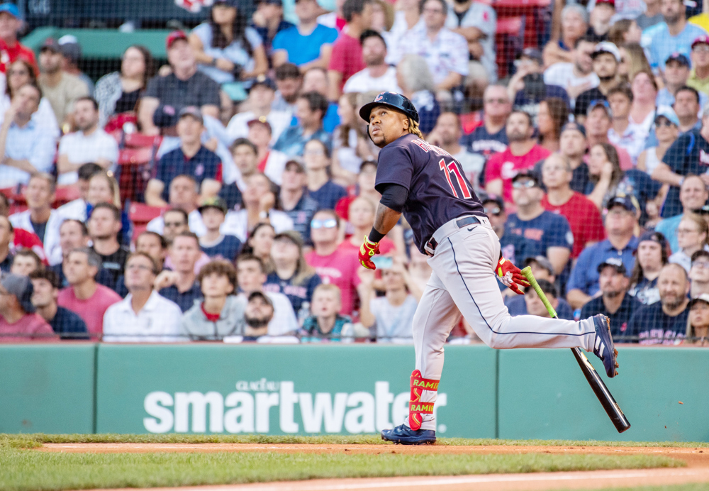 El dominicano José Ramírez y su carrera final hacia el club 40-40 en las Grandes Ligas