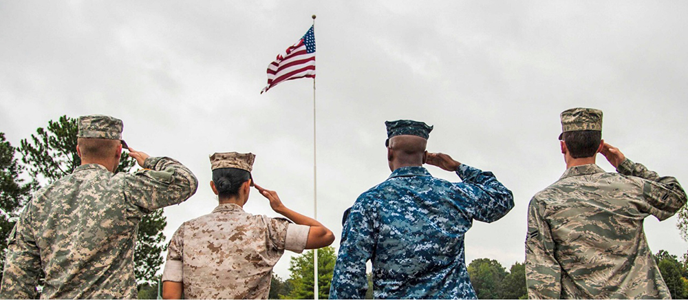 Abbott anuncia más de $4.3 millones en subvenciones para veteranos del sur de Texas