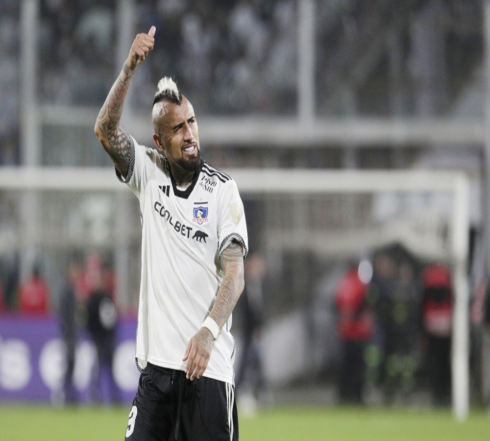 Vidal critica a Gareca por sacar a Brereton y considera un error haber cambiado a Berizzo