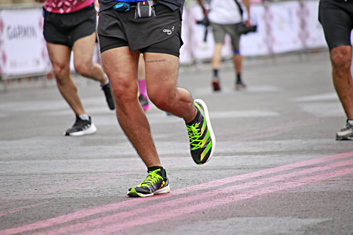La importancia de mantenerse hidratado a la hora de correr en días de mucho calor