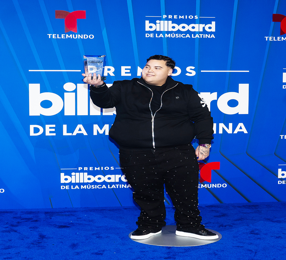 FloyyMenor  hace historia como primer artista chileno en ganar premio Billboard de Musica Latina