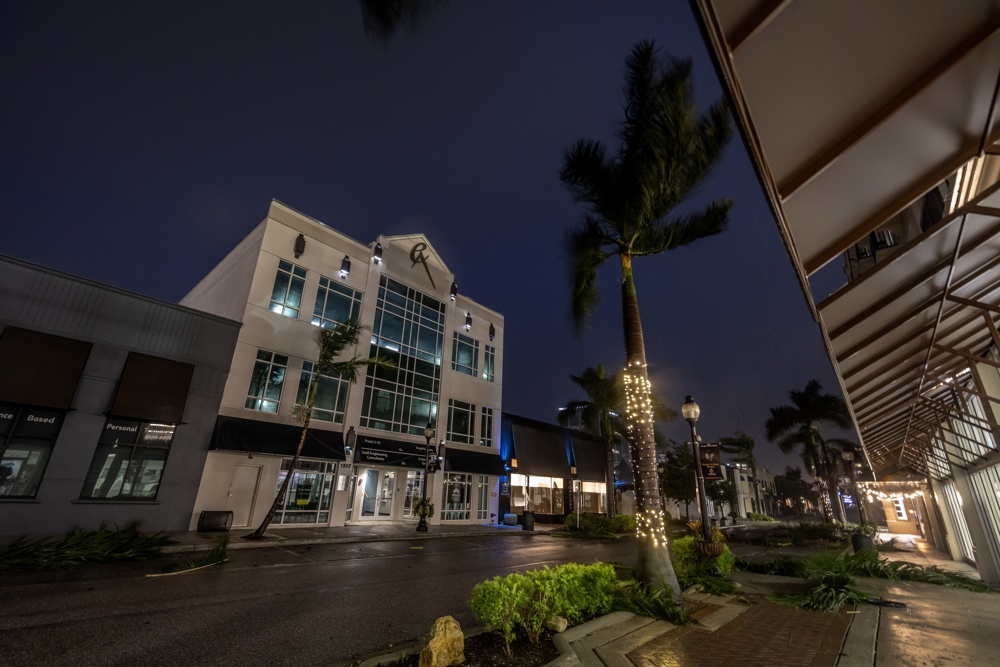 El huracán Milton toca tierra en la costa oeste de Florida con categoría 3