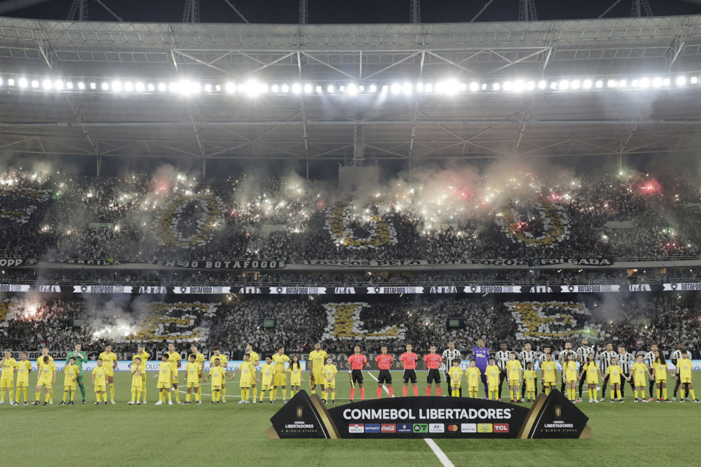 Botafogo va por la final ante un Peñarol que necesita mucho más que un milagro