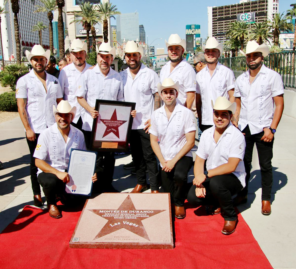 MONTEZ DE DURANGO  recibió su estrella en el Paseo de las Estrellas de Las Vegas
