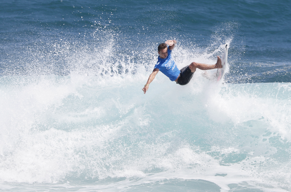 Puerto Rico acoge 170 surferos para competencia clasificatoria a la Liga Mundial de Surf