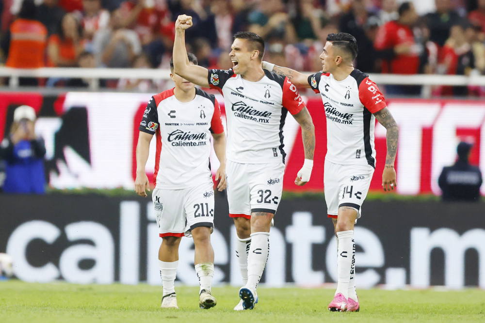 Atlas vence a Guadalajara y sigue vivo en el Apertura mexicano
