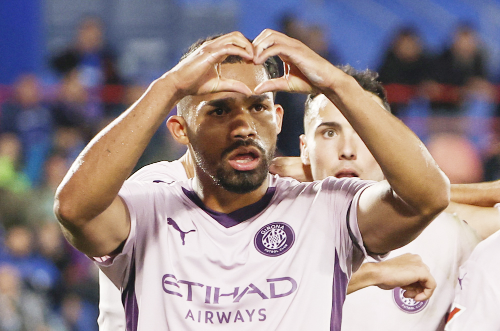 Míchel confirma la baja por lesión del venezolano Yangel Herrera hasta 2025