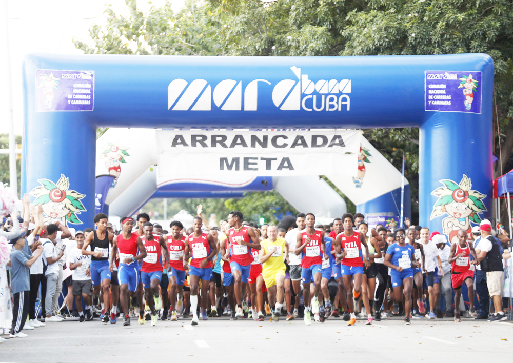 Más de 2.000 corredores de 46 países inscritos en Marabana, el principal maratón de Cuba