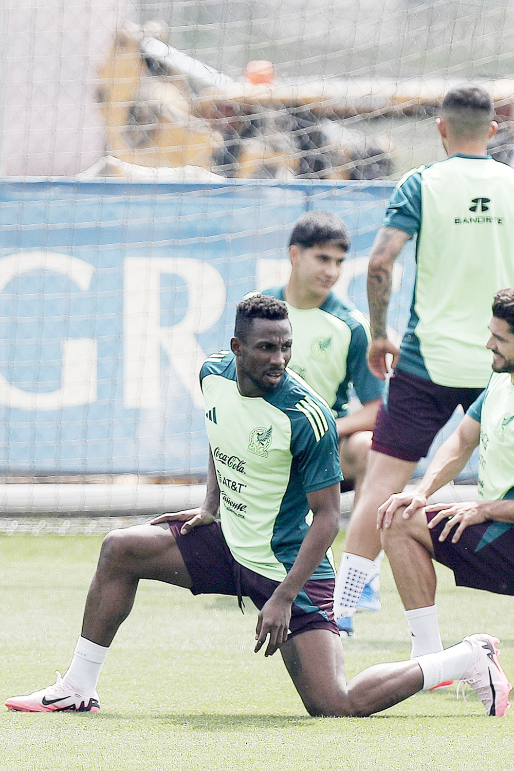 Quiñones vuelve a la selección de México para jugar contra Honduras