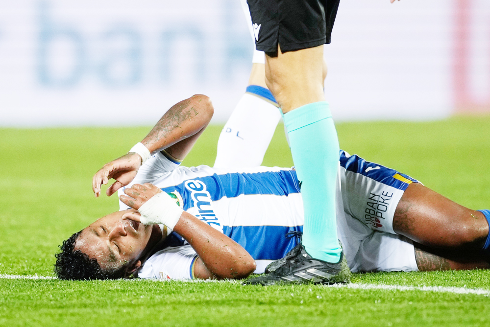 Tapia es descartado de partidos ante Chile y Argentina y Murrugarra lo reemplaza en Perú