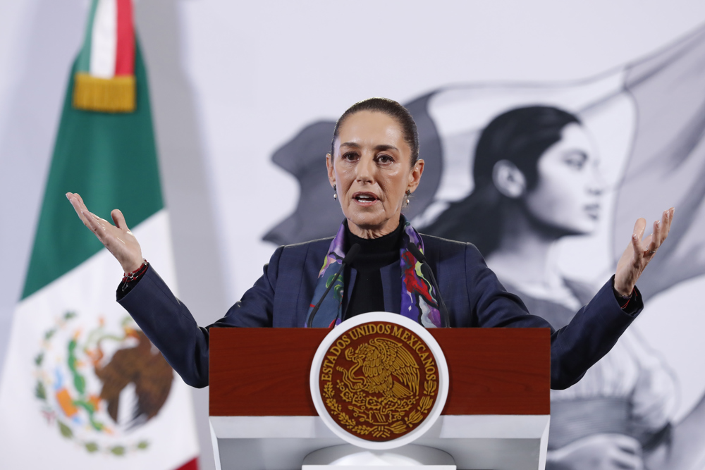 Sheinbaum afirma que los drones espía de EE.UU. vuelan “bajo petición de México”