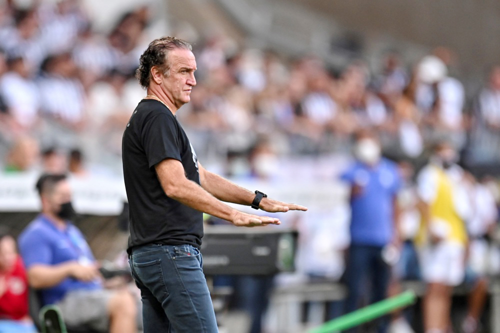 Atlético Mineiro anuncia al entrenador Cuca como sustituto de Gabriel Milito
