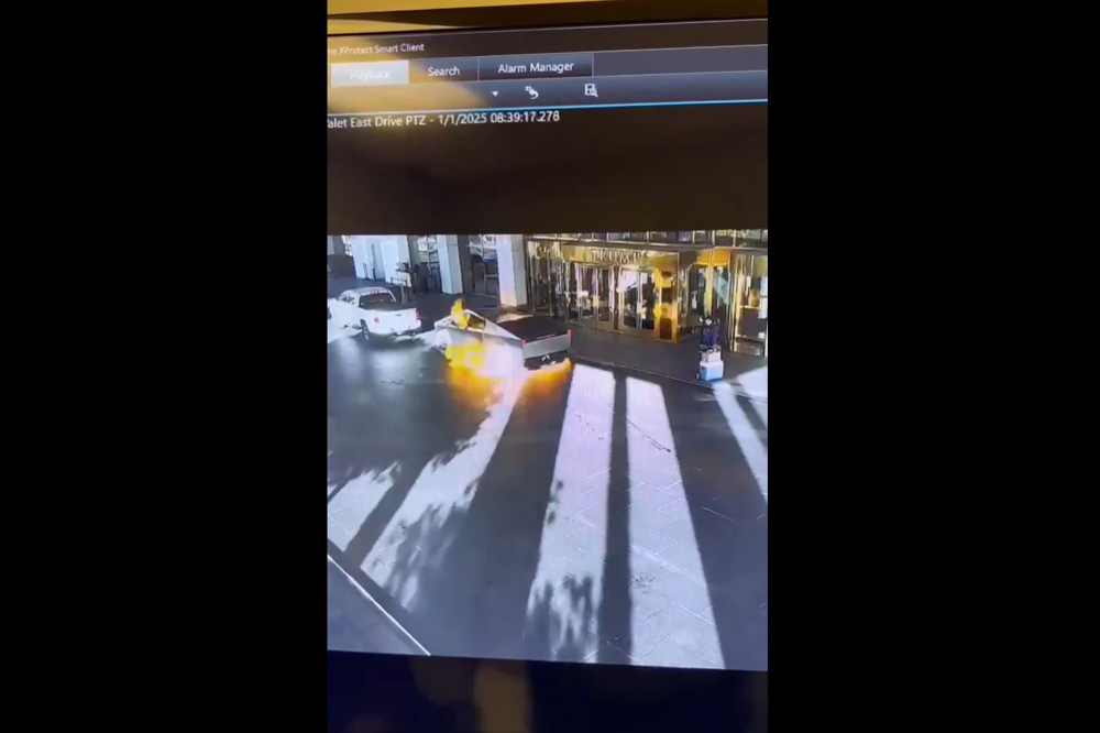 Investigan como posible acto terrorista la explosión de Cybertruck frente a un Trump Hotel