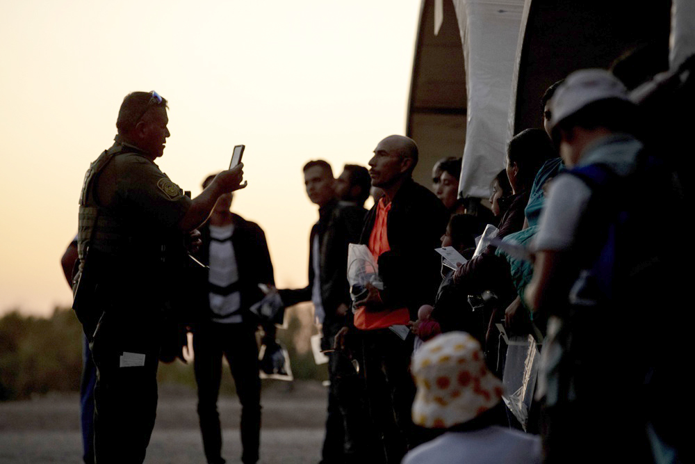 Legislativo de Arizona propone una ley para facilitar las deportaciones masivas de Trump