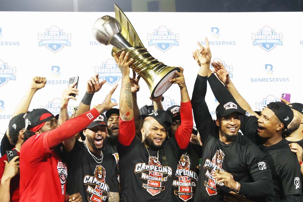 Leones del Escogido se corona en República Dominicana y se matricula en Serie del Caribe