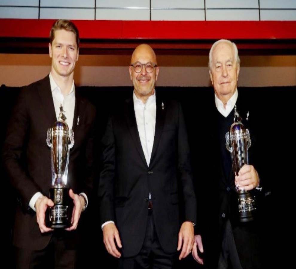 BorgWarner honra a Josef Newgarden con su segundo “Baby Borg” tras la Indy 500